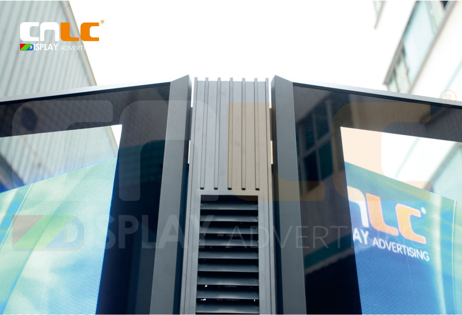Corrosion-Resistant Aluminum Housing of Side-Opening Outdoor LED Display